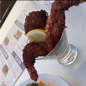 Meet your Posher, Elijah